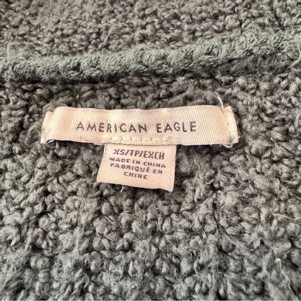 American Eagle XS Green Oversized Chunky Knit Cardigan Sweater ~ Grandpa Casual - Picture 7 of 8